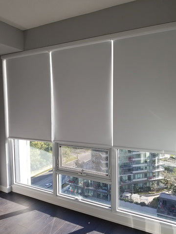 Smart Screen Shades